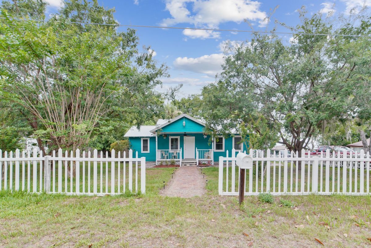 Foto principal - 1138 NE 9th Ave