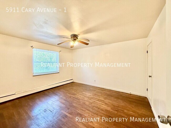 Foto del edificio - 5911 Cary Ave