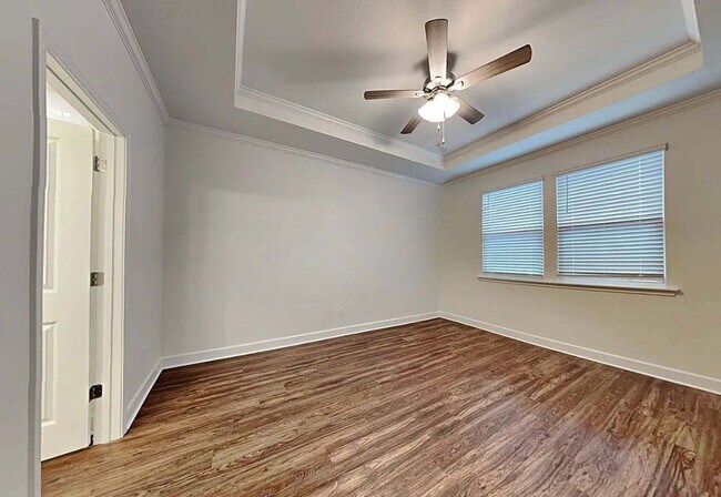 Foto del edificio - 27516 St Andrews Ave