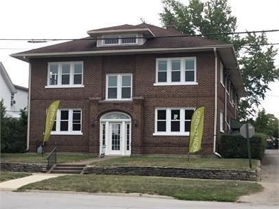 Foto principal - 321 W 4th St
