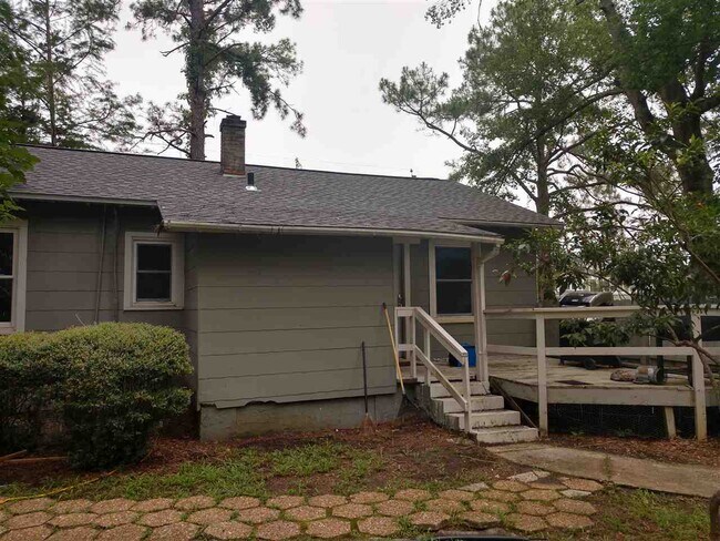 Building Photo - 1615 Jackson Bluff Rd
