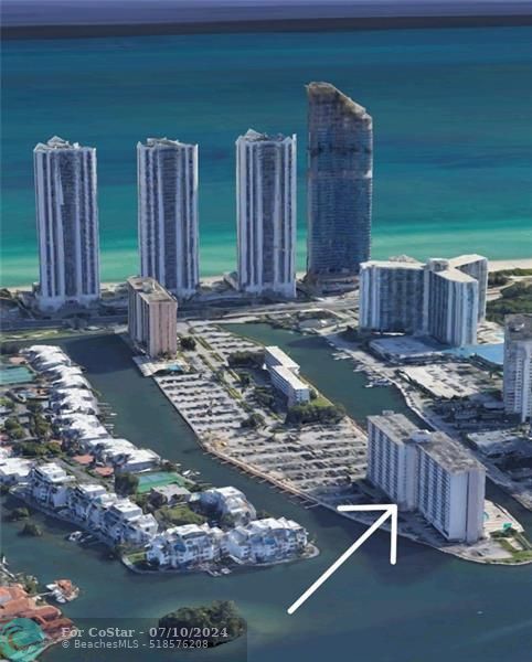 Foto del edificio - 400 Kings Point Dr