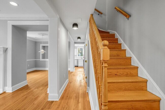 Foto del edificio - 349 Kentucky Ave SE