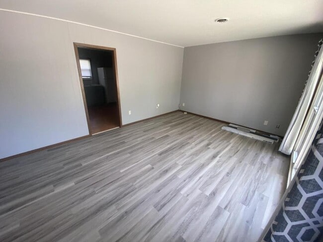 Foto del edificio - 400 W. Imboden