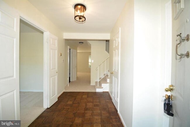 Building Photo - 7378 Jiri Woods Ct