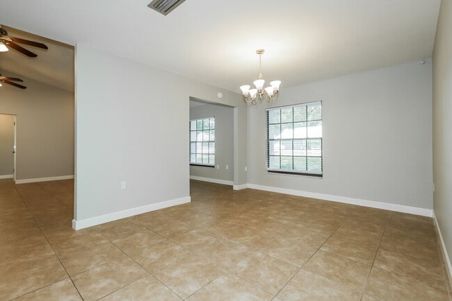 Building Photo - 5432 Houston Dr