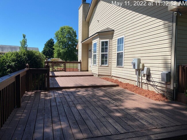 Building Photo - 8434 Tourmaline Drive