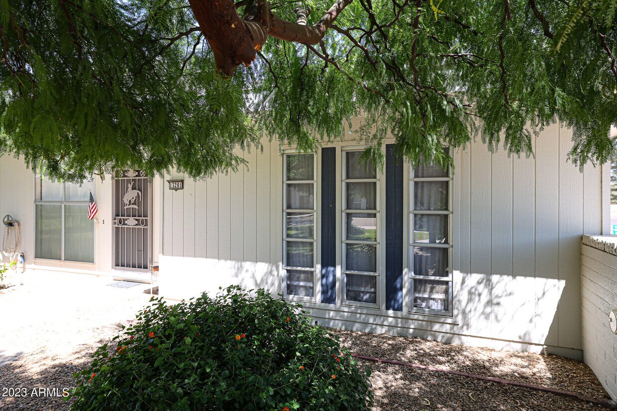 13201 N Cedar Dr, Sun City, AZ 85351 Townhome Rentals in Sun City AZ