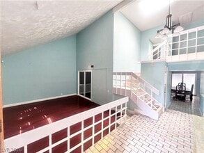 Building Photo - 5009 Mesa View Dr