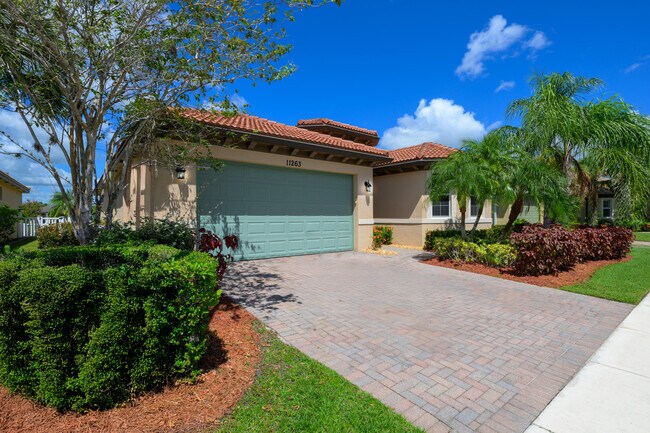 Foto del edificio - 11263 SW Barton Way