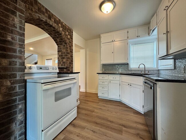 Foto del edificio - Remodeled Historic Home Near the Capitol, ...