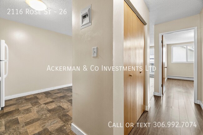 Building Photo - 2116 Rose St