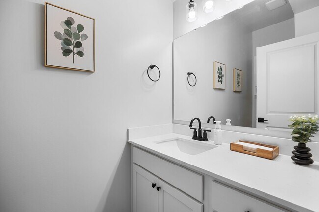 Interior Photo - West Heights Townhomes - West Lafayette