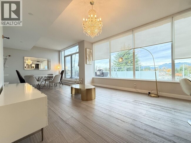 Photo du bâtiment - 677 W 41st Ave