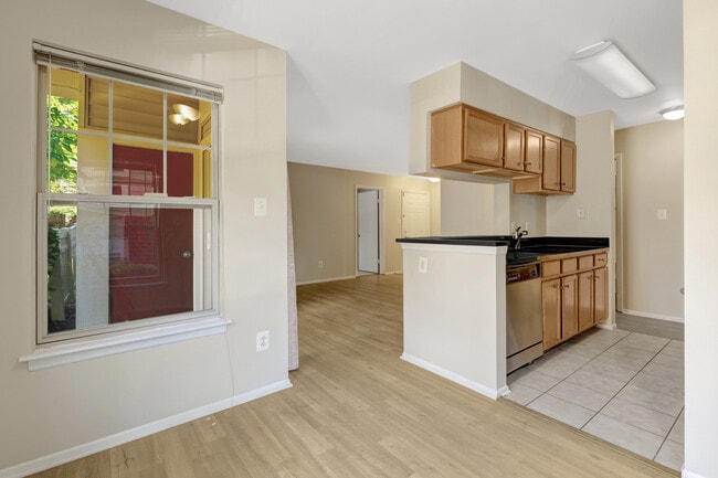 Building Photo - 1791 Jonathan Dr