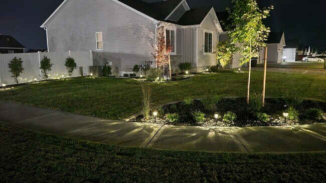 Foto del edificio - 3 Bed 2 Full Bath home