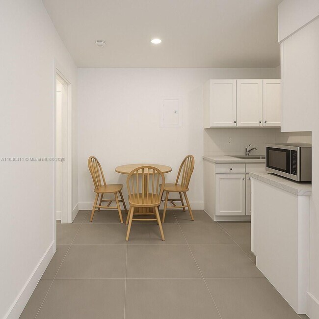 Foto del edificio - 310 NE 78th St