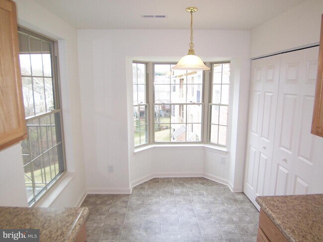 Foto del edificio - 3502 Thomas Pointe Ct
