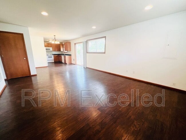Foto del edificio - 1530B 29th St SE