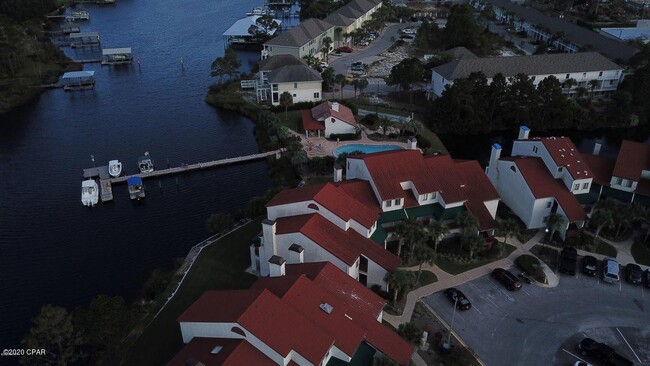 Foto del edificio - 8730 Thomas Dr