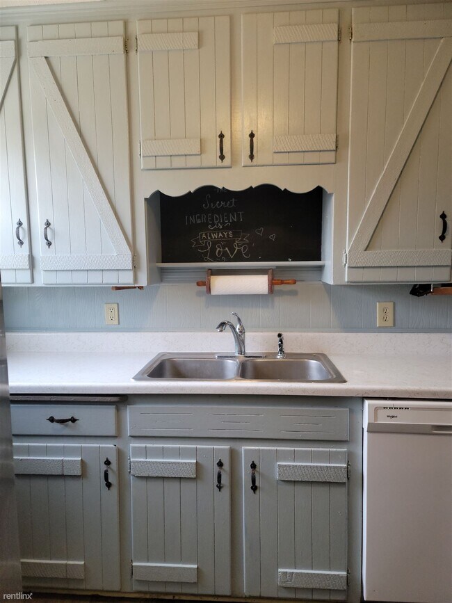 Foto del edificio - 4 br, 2 bath House - 1110 South Fabrique D...