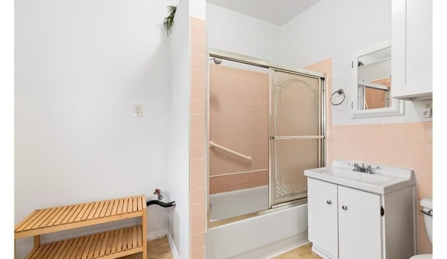 Building Photo - East 159th Street