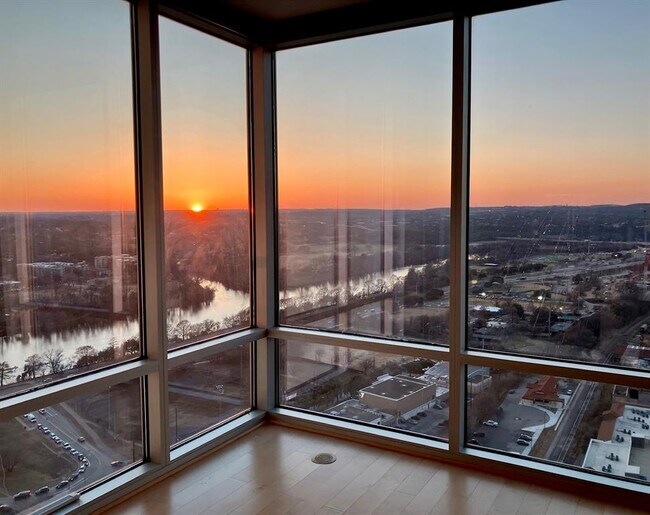 Foto del edificio - 300 Bowie St