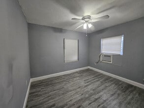 Building Photo - 1600 NW 93rd St