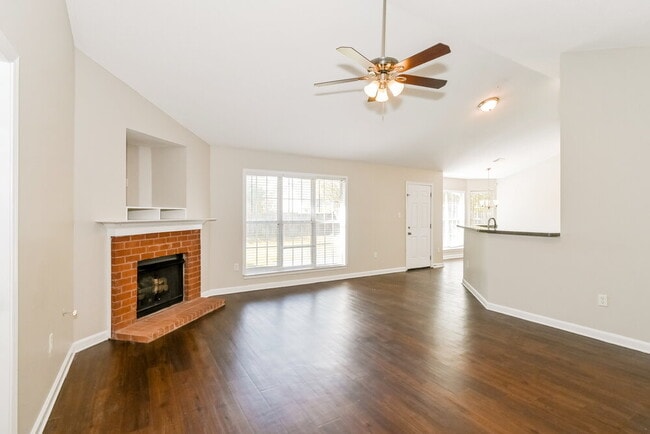 Building Photo - 7892 Jane Ayre Dr
