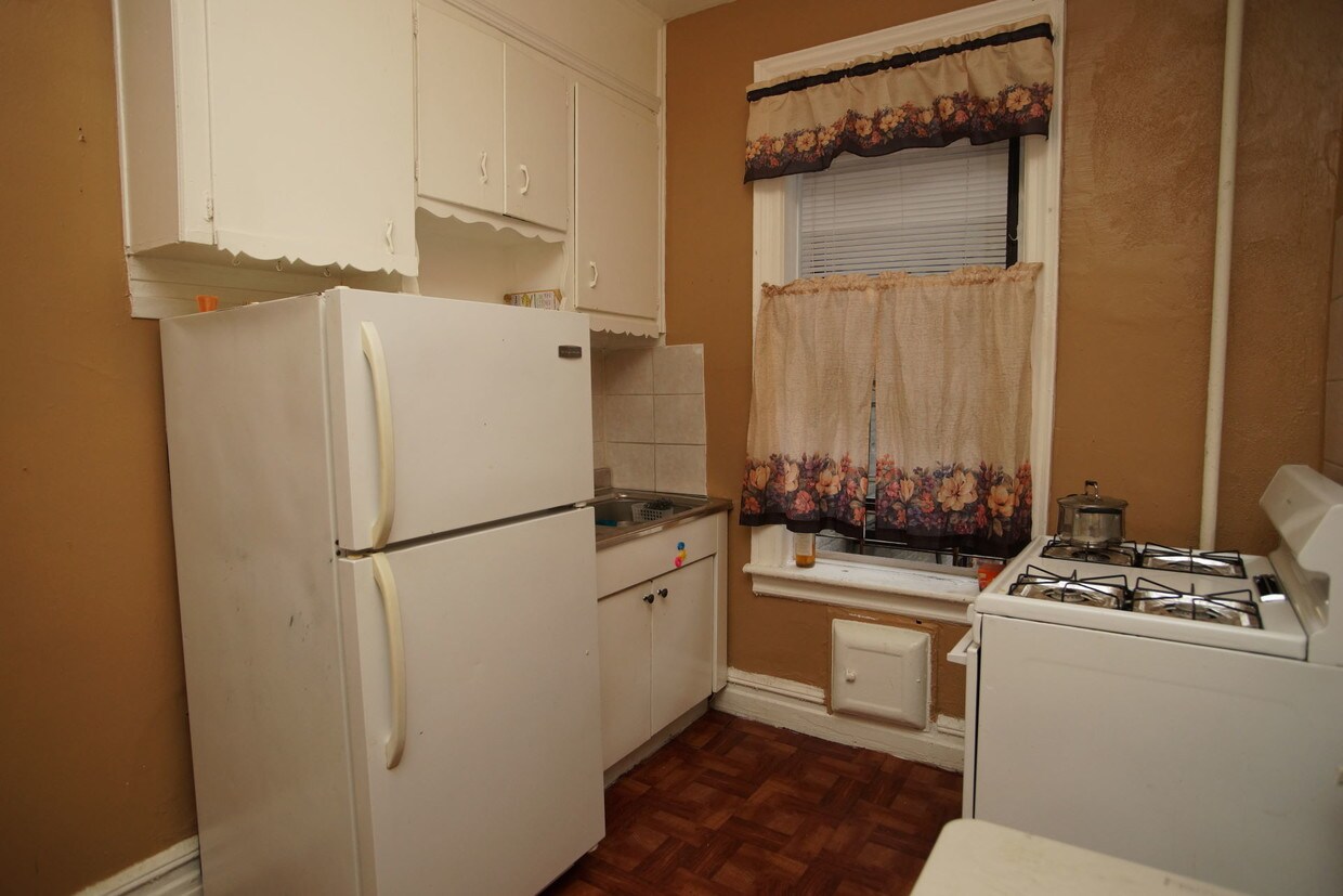 Foto principal - 1953 70th St