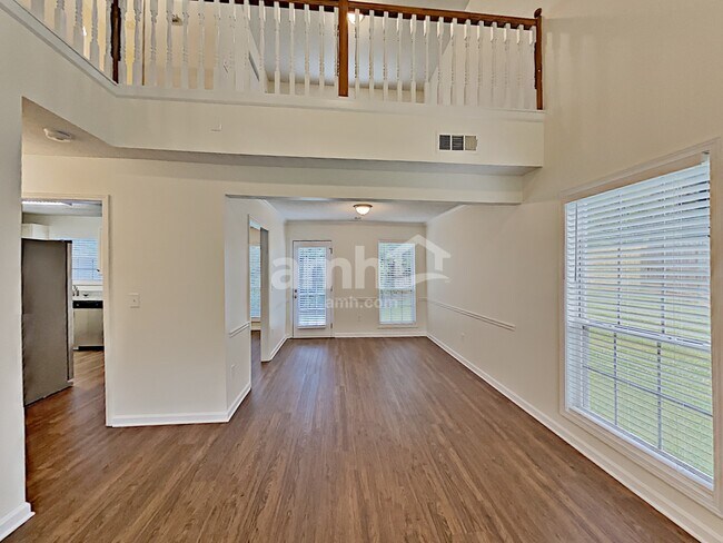 Foto del edificio - 1086 Berkley Dr SE