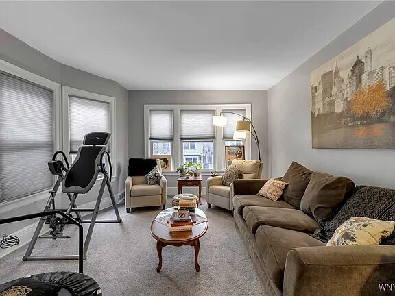 Foto del edificio - 580 Potomac Ave