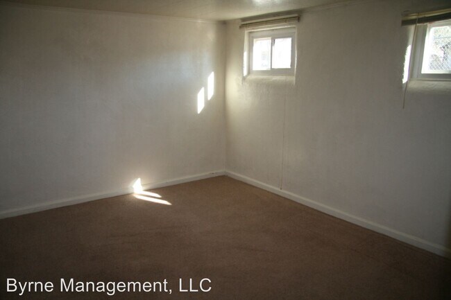Foto del edificio - 2218 E Willamette Ave