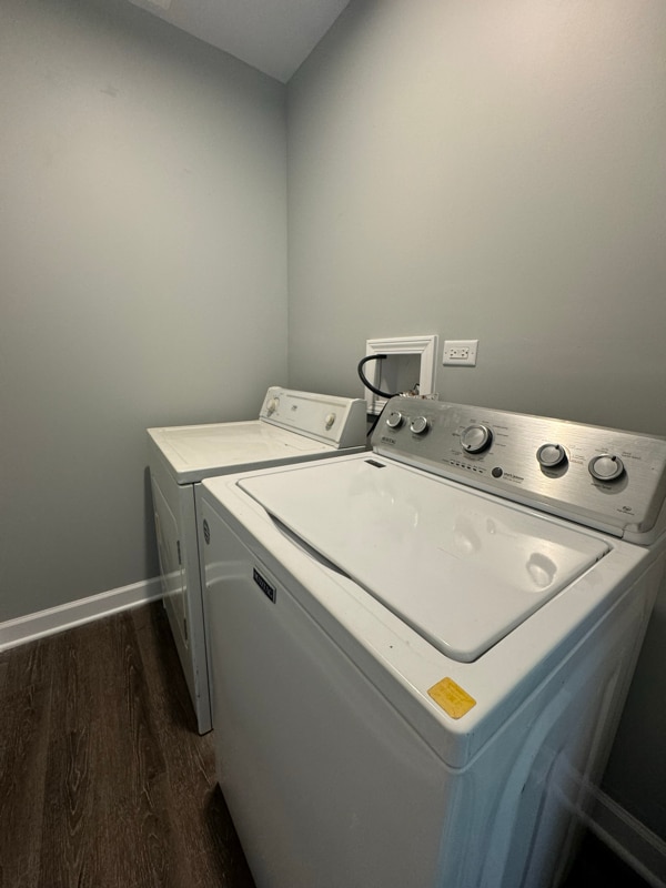 Building Photo - 7141 S Damen Ave