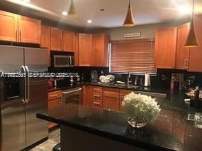 Building Photo - 3630 SW 14th St