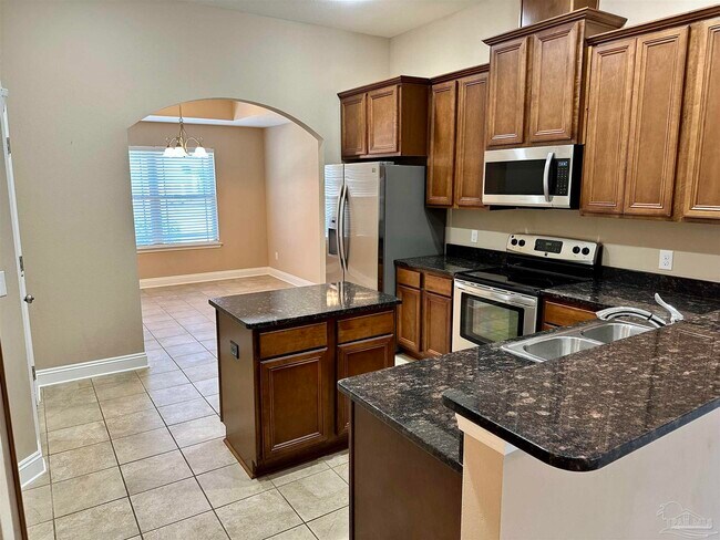 Building Photo - 2562 Fiddlers Cir