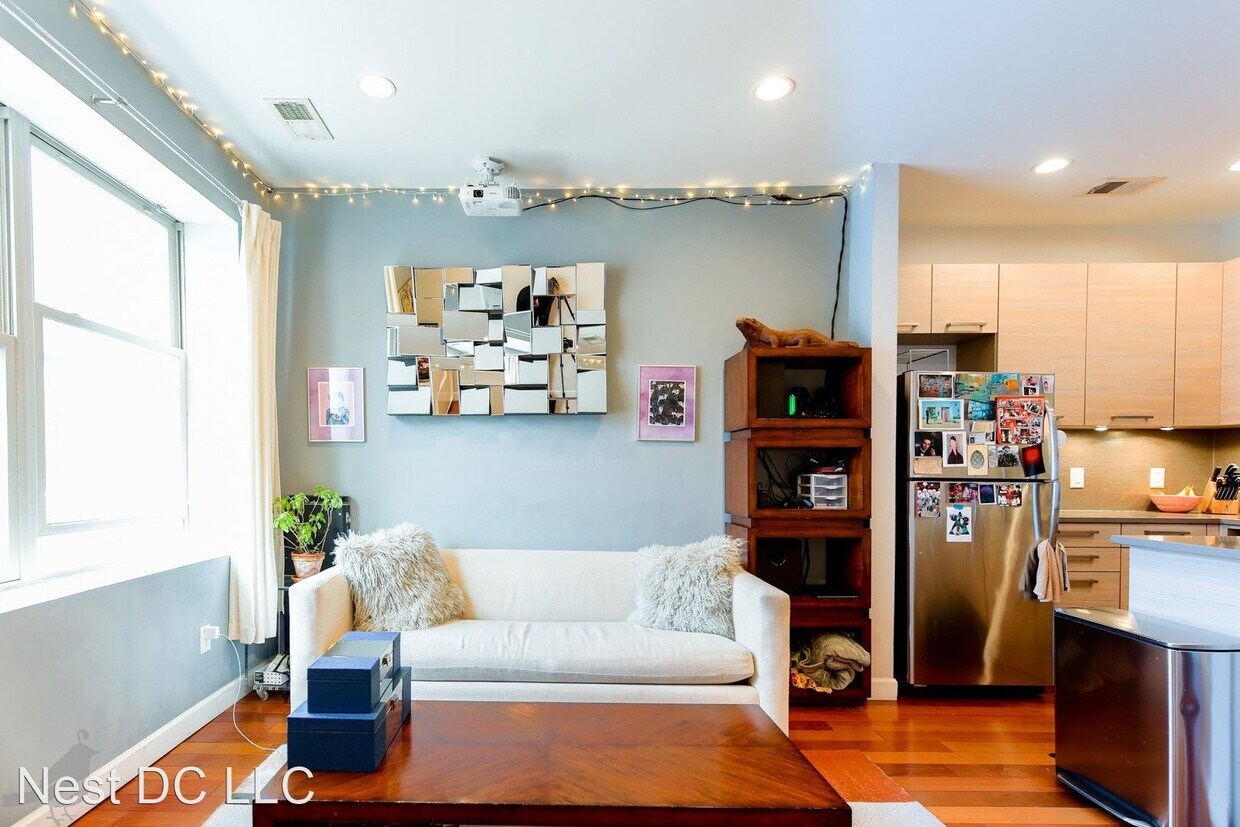 Foto principal - 1436 Ogden St NW