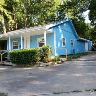 Building Photo - 9421 E 67 Terrace
