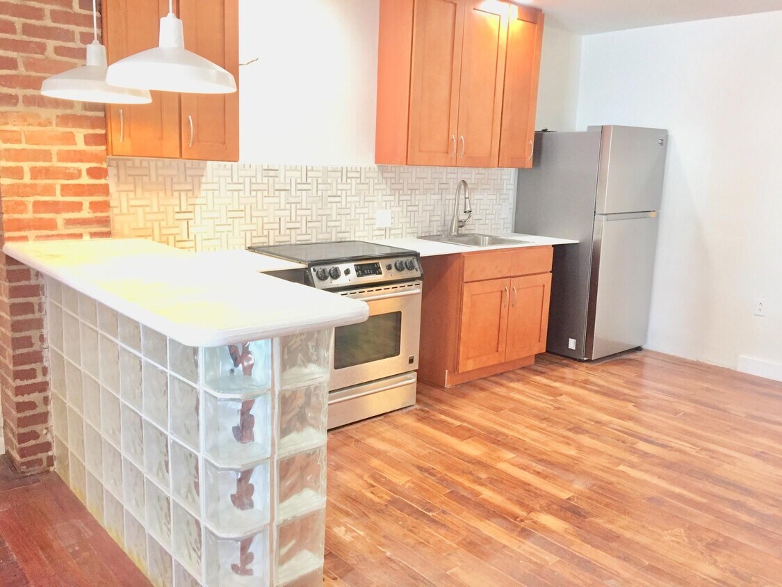2018 E Fletcher St Unit 2, Philadelphia, PA 19125 2018 E Fletcher St