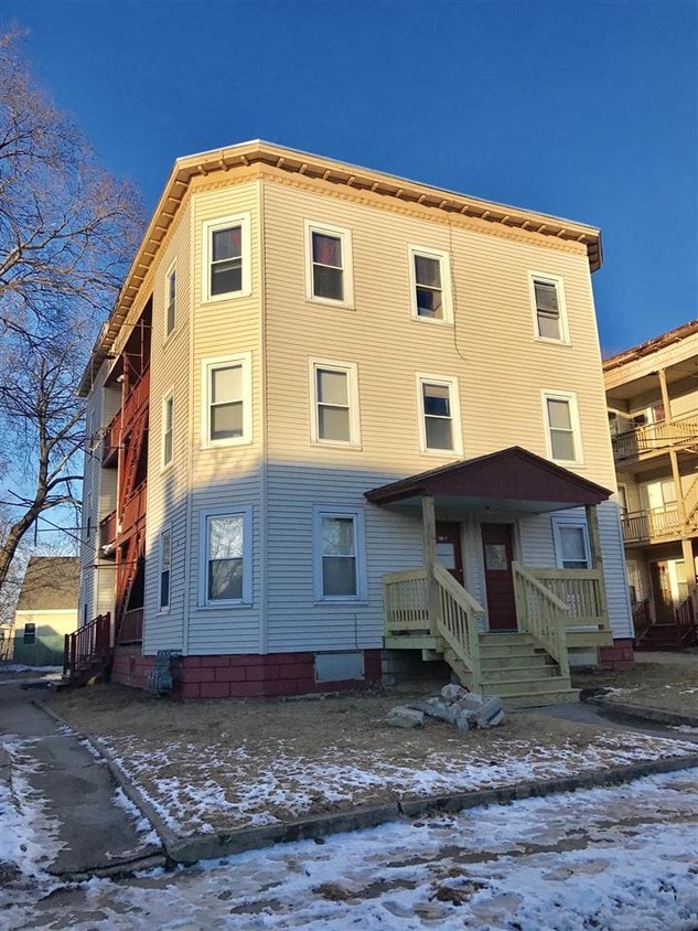 Primary Photo - 732 Harvard St
