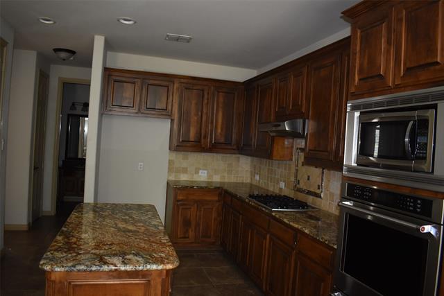 Building Photo - 910 Redbird Ln