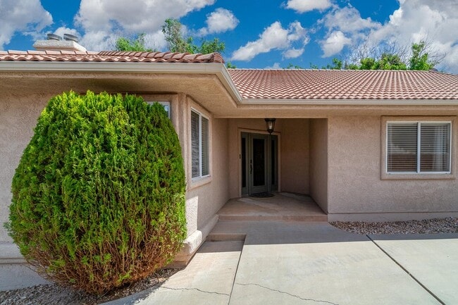 Foto del edificio - 984 Larkspur Rd