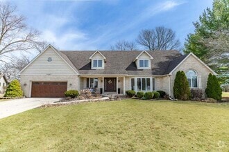 Building Photo - 9885 Belmont Ct