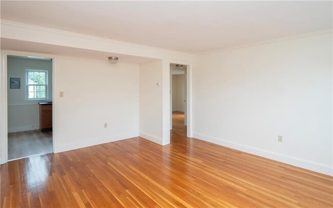 Building Photo - 184 N Fenner Ave