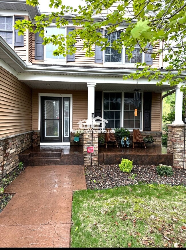 Building Photo - 15420 Plumstone Dr