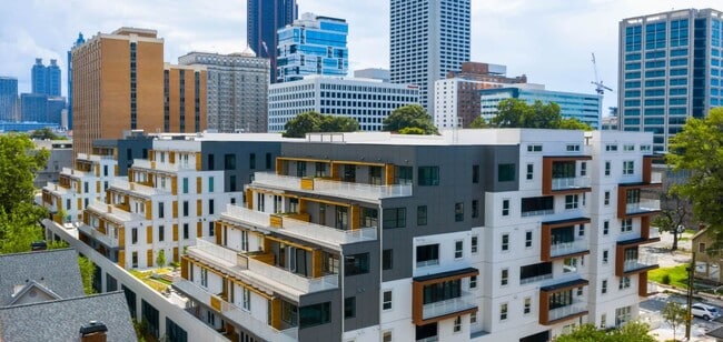 NEW BUILD DELUXE CONDO IN WEST MIDTOWN ATL... - NEW BUILD DELUXE CONDO IN WEST MIDTOWN ATL...
