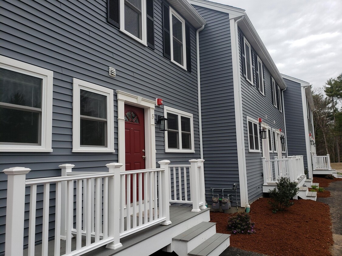 Foto principal - 5 Twin Ponds Dr