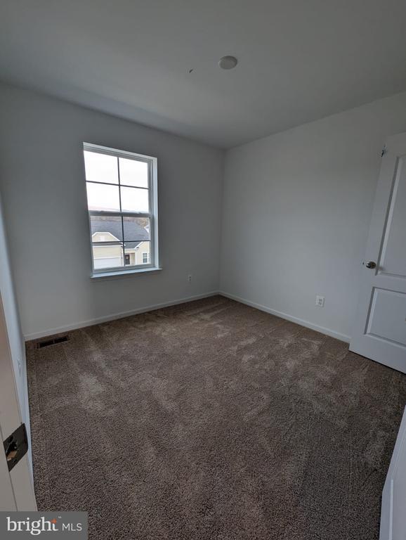 Foto del edificio - 241 Hillsdale Pl