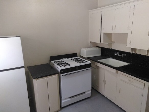 Building Photo - Capitol Hill-Marmalade 1 bed, 1 bath