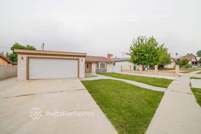 Building Photo - 1504 Cole Ave